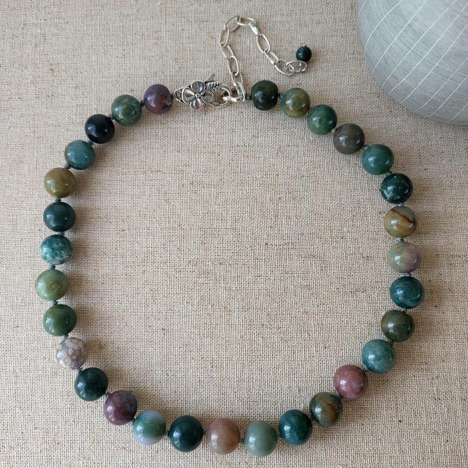 Indian agate beaded necklace in shades of green (1) Mossy Grove green agate beaded necklace - Image 5