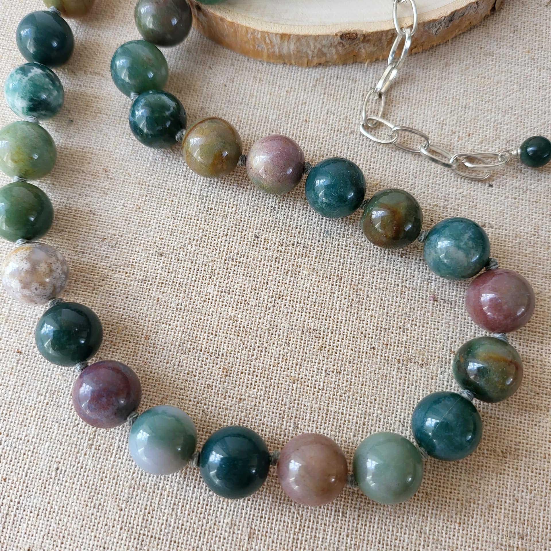 Indian agate beaded necklace in shades of green (5) Mossy Grove green agate beaded necklace - Image 2