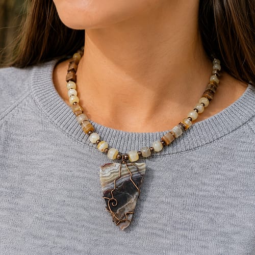Handmade Jewellery & Stone Library arrow head brown agate necklace model